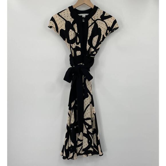 Diane von Furstenberg Silk Wool Midi Dress Abstract PolkaDot Print Black Ivory 4 - Picture 3 of 12